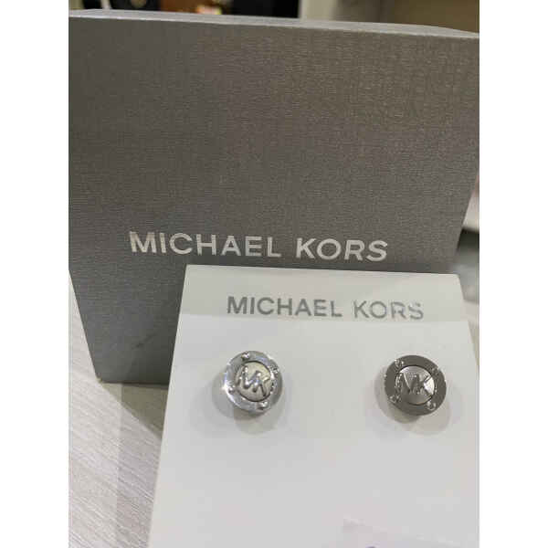 MK EARINGS SILVER BUTTON