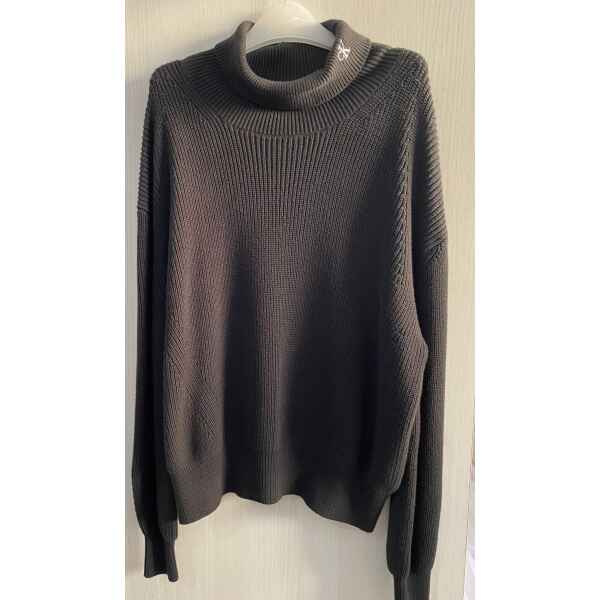 CK WOMAN TOP BLACK POLO NECK