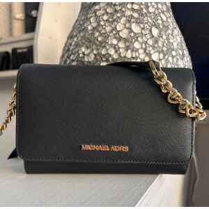 MK JET SET TRAVEL PHONE XBODY BLACK