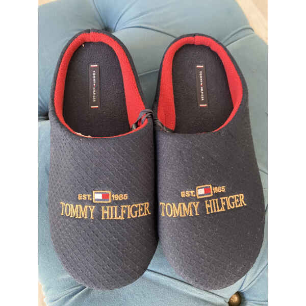 TH BED SLIPPERS DARK BLUE YELLOW LETTERS