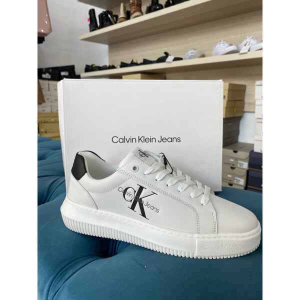 CK CHUNKY CUPSOLE MONO LTH WN BRIGHT  WHITE/BLACK
