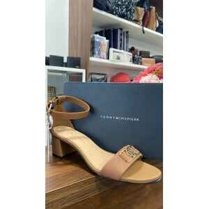 TH HARDWARE MID HEEL SANDAL SUMMER COGNAC