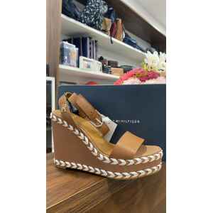 TH NEW WEDGE BRAID SUMMER COGNAC