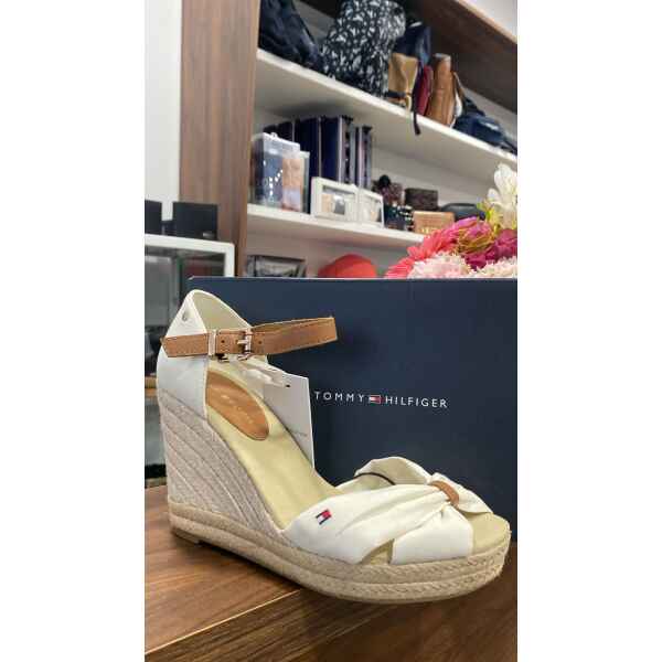 TH BASIC OPEN TOE HIGH WEDGE IVORY