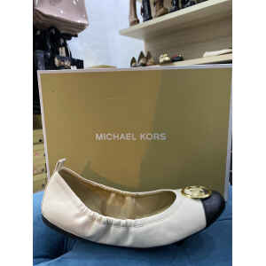 MK BALLERINA CARMEN CREAM/BLACK