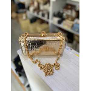 MK JET SET GLAM SNAP CLTCH GOLD