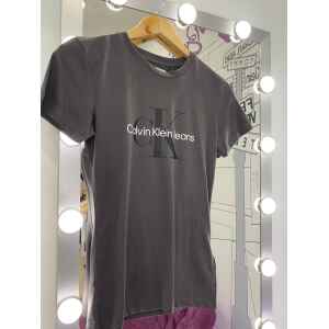 CK GRAY TSHIRT WHITE MONOGRAM LOGO