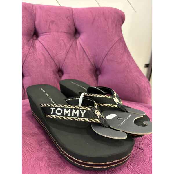TH FLIP FLOP WEDGE BLACK BRANDED STRAP