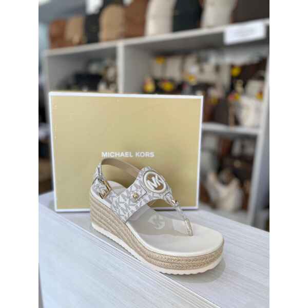 MK AUBREY CUT OUT WEDGE VANILLA