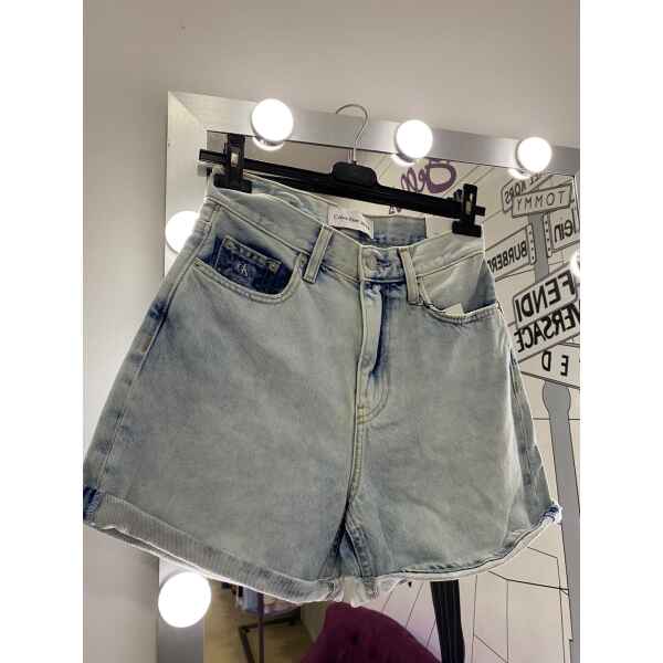 CK MOM SHORT DENIM LIGHT