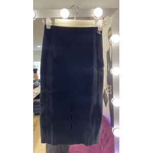 CK  MID LONG BLACK SKIRT FITTED