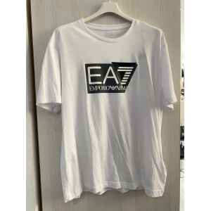 EMPORIO ARMANI TSHIRT BIG LOGO WHITE