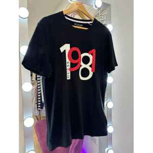 GUESS BLACK TSHIRT '1981'