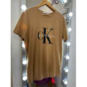 CK CAMEL TSHIRT BLACK LARGE LOGO