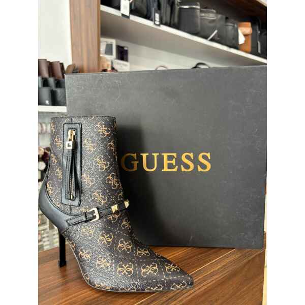 GUESS BOOTS PENCIL HILL