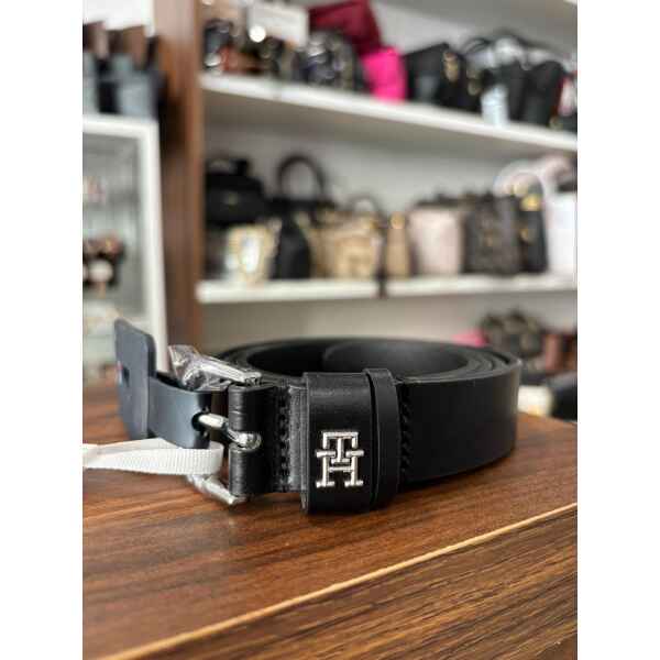 TH ESSENTIAL EFFORTLESS 2.5 BLACK