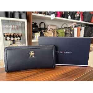 TH PURSE MONOTYPE LARGE SLIM NAVY BLUE