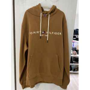 TH MEN TOP HOODIE CAMEL