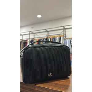 CK RIB CAMERA BAG18 PU BLACK
