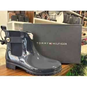 TH ANKLE RAIN BOOT DESERT SKY WITH METAL DETAIL
