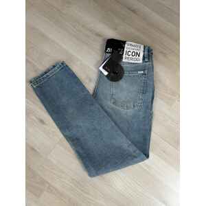 ARMANI JEAN ICON PERIOD WHITE LABLE