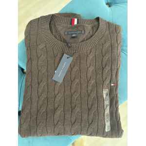 TH BROWN SWEATER