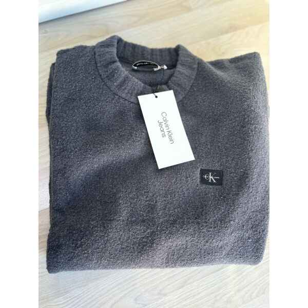 CK GREY SWEATER SMALL LOGO
