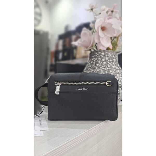 CK WASHBAG MONO BLACK
