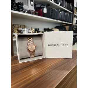 MICHAEL KORS ROSE GOLD SMALL WATCH
