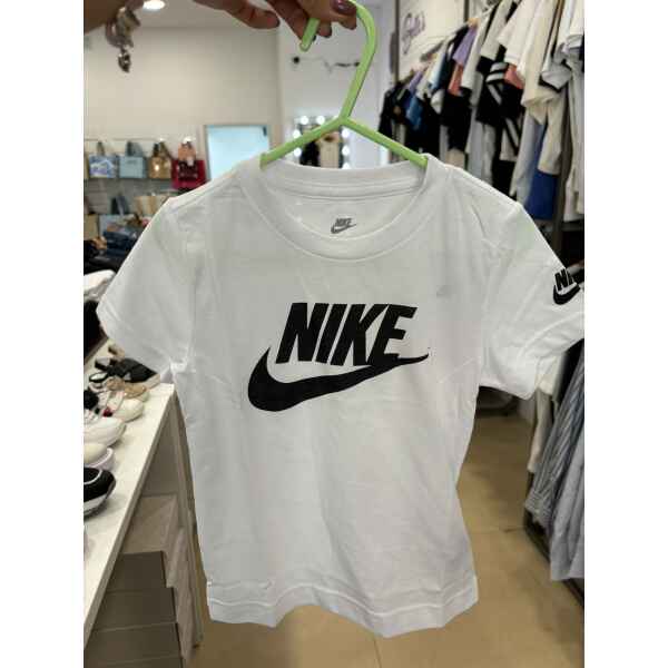 NIKE TSHIRT BASIC WHITE