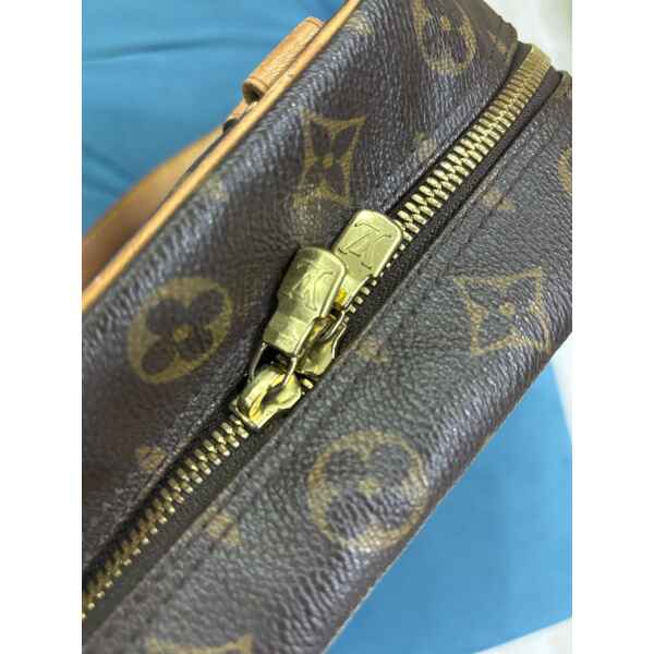 LOUIS VUITTON EXTRANCITE BAG - Image 5