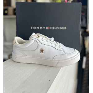 TH ESSENTIAL CHIC COURT SNEAKER WHITE