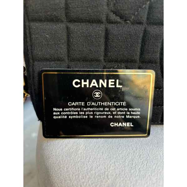 CHANEL CHOCOLATE BAR QUILTED CHAIN SHOULDER BAG - Image 5