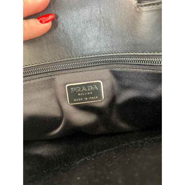 PRADA LEATHER BAG WITH POUCH - Image 2