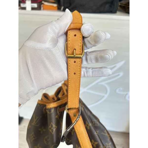 LOUIS VUITTON NOE BUCKET GM - Image 2