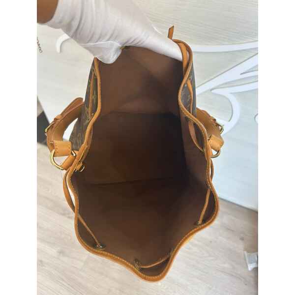 LOUIS VUITTON NOE BUCKET GM - Image 6