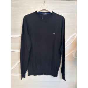 HB SWEATER BLACK ROUND NECK