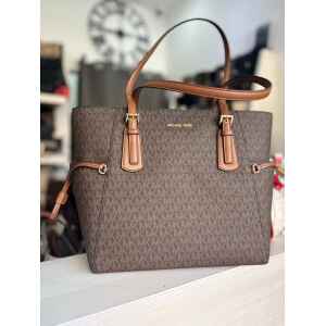 MK VOYAGER BROWN LARGE TOTE