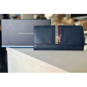 TH CHIC LARGE FLAP CORP SPACE BLUE