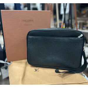 PRE-OWNED LOUIS VUITTON KALGA AIGA AIDROSE BLACK CLUTCH