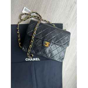 CHANEL MATELASSE BLACK MINI 20