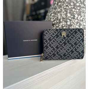 TH ICON MED FLAP JACQUARD WALLET