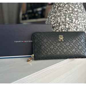 TH BLACK DISTINCT LARGE WALLET