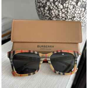 BURBERRY VINTAGE CHECK SUNGLASSES