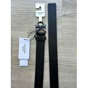 CK ROUND MONO PLAQUE THR BELT