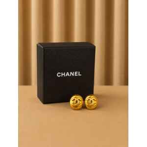 PRE-OWNED CHANEL COCO MARK ENGRAVED CLIP EARRINGS
