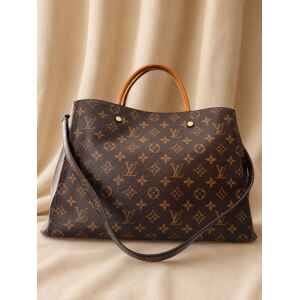 PRE-OWNED LOUIS VUITTON MONTAIGNE GM