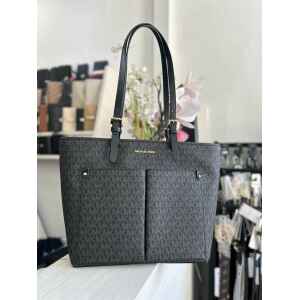 MK JETSET TRAVEL BLACK WITH POCKETS