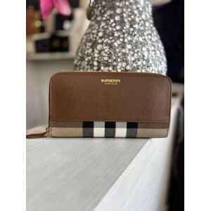 BURBERRY EARTH LARGE ZIP AROUND WALLET