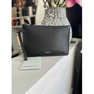BURBERRY FACED POUCH BLACK